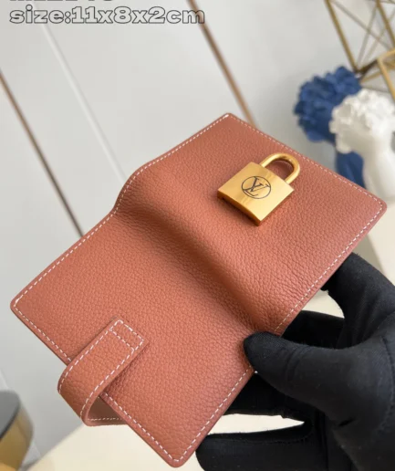 Low Key Compact Wallet