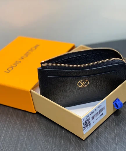 Low Key Zipped Card Holder