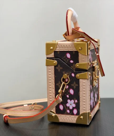 Camera Box