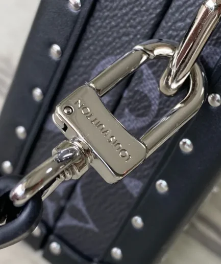 Neo Wallet Trunk