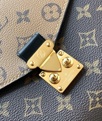 Pochette Metis