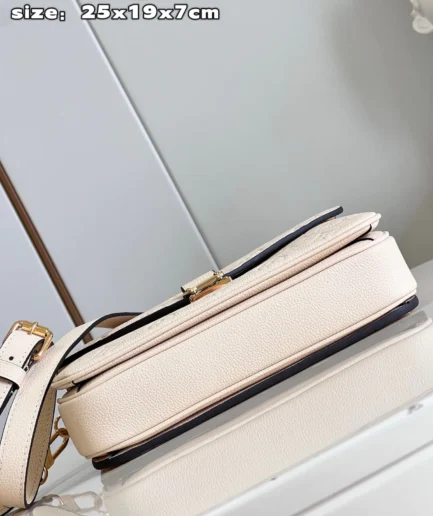Pochette Metis