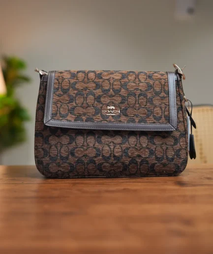 Eta Flap Bag