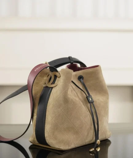 BUCKET BAG